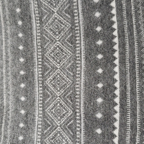 American Eagle Fair Isle sweater dress xs - Picture 3 of 4